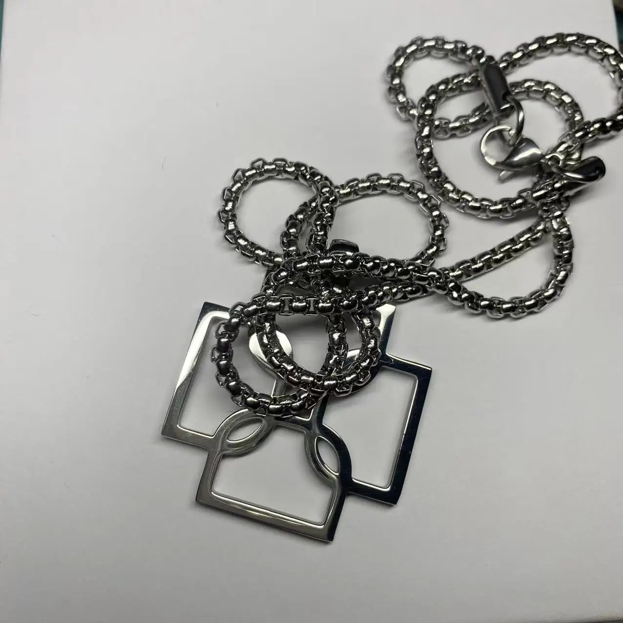 435734661-2